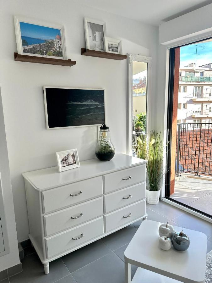 Charmant Studio A Proximite Du Port De Nicea Zewnętrze zdjęcie